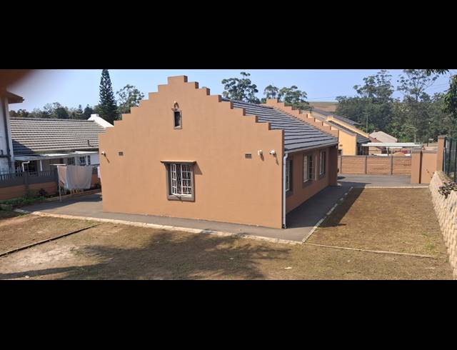 3 BEDROOM FREESTANDING FOR SALE IN TONGAAT CENTRAL